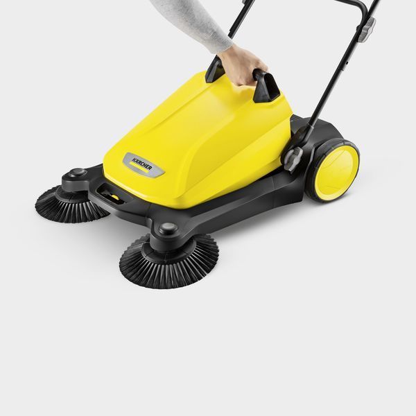 Потужна ручна підмітальна машина&nbsp;Karcher S 4 Twin 2in1 (1.766-365.0) 1.766-365.0 фото