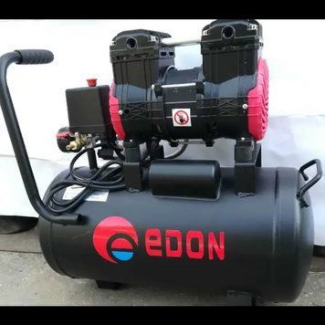 Мощный безмасляный компрессор Edon ED-1100-10L : ресивер 10л, 1.1 кВт, 8 бар, вес 25 кг ED1100-10L фото