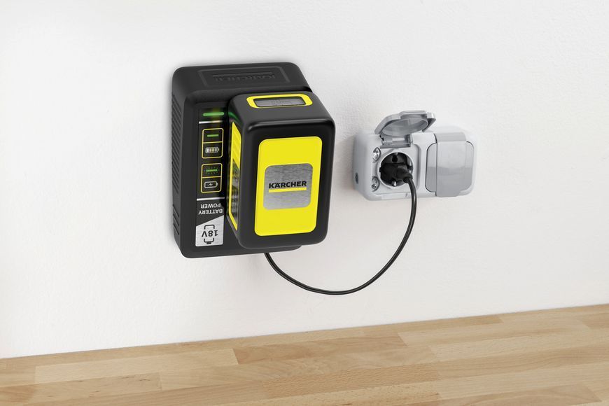 Набор аккумуляторный KARCHER 2.445-063.0 (1акум.18В 5Ач/зарядный) 2.445-063.0 фото
