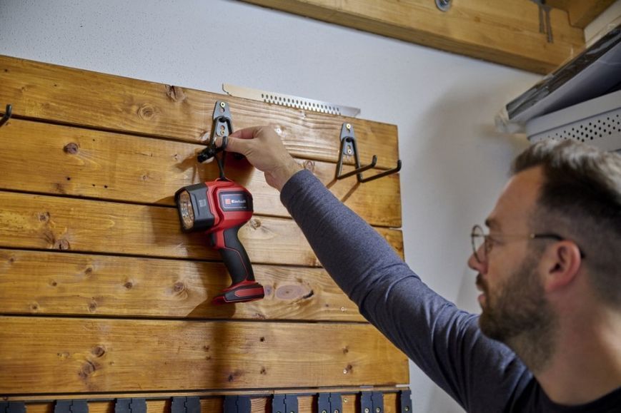 Мощный фонарь аккумуляторный 1 LED Einhell TC-CL 18/350 Li - Solo: без АКБ, световой поток 350 lm (4514175) 4514175 фото